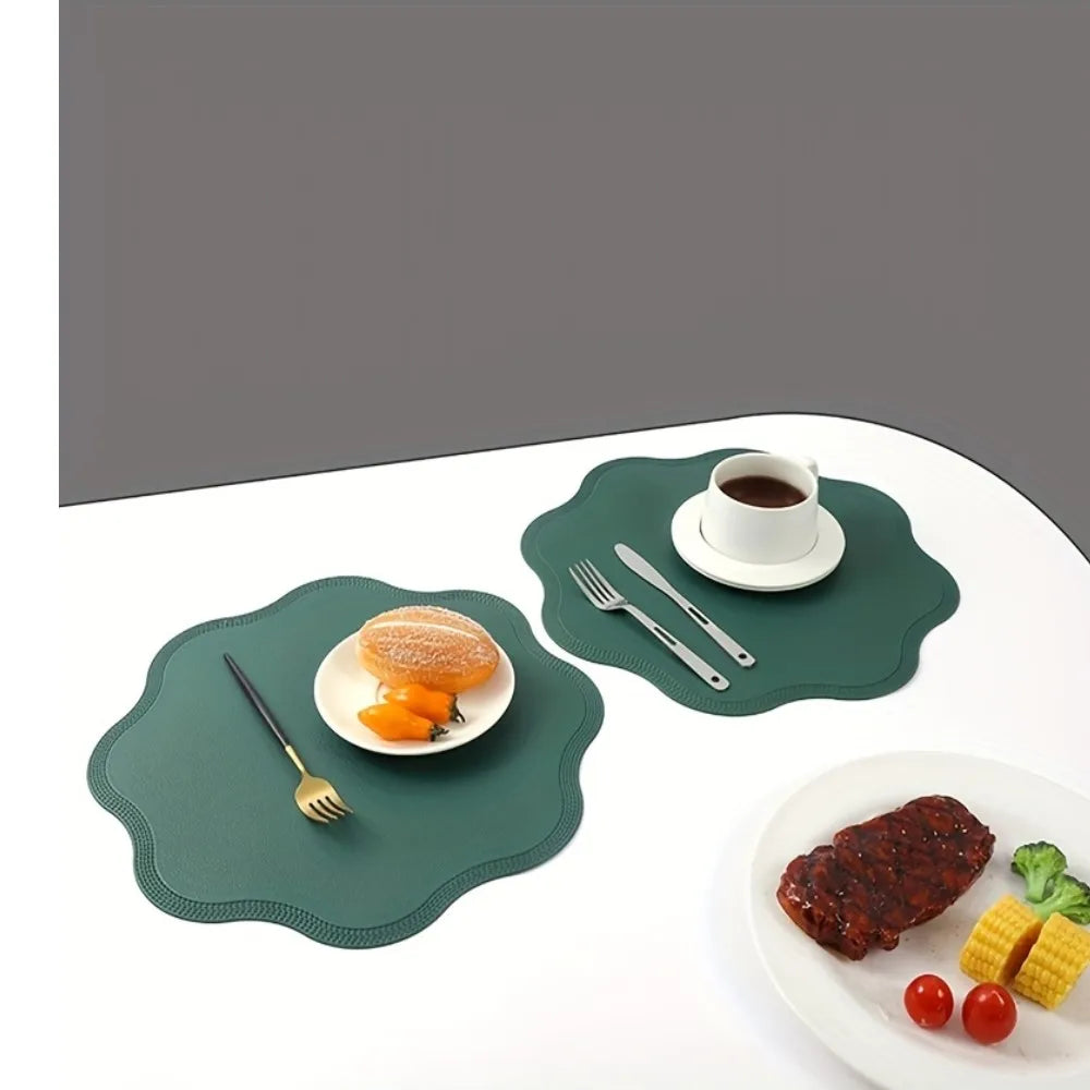 Flower-Shaped Round Placemats – Elegant Dining Set