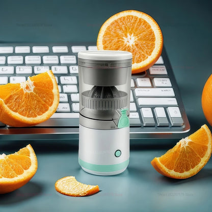 Portable Juice Maker – Enjoy pure fruit flavour on the go.