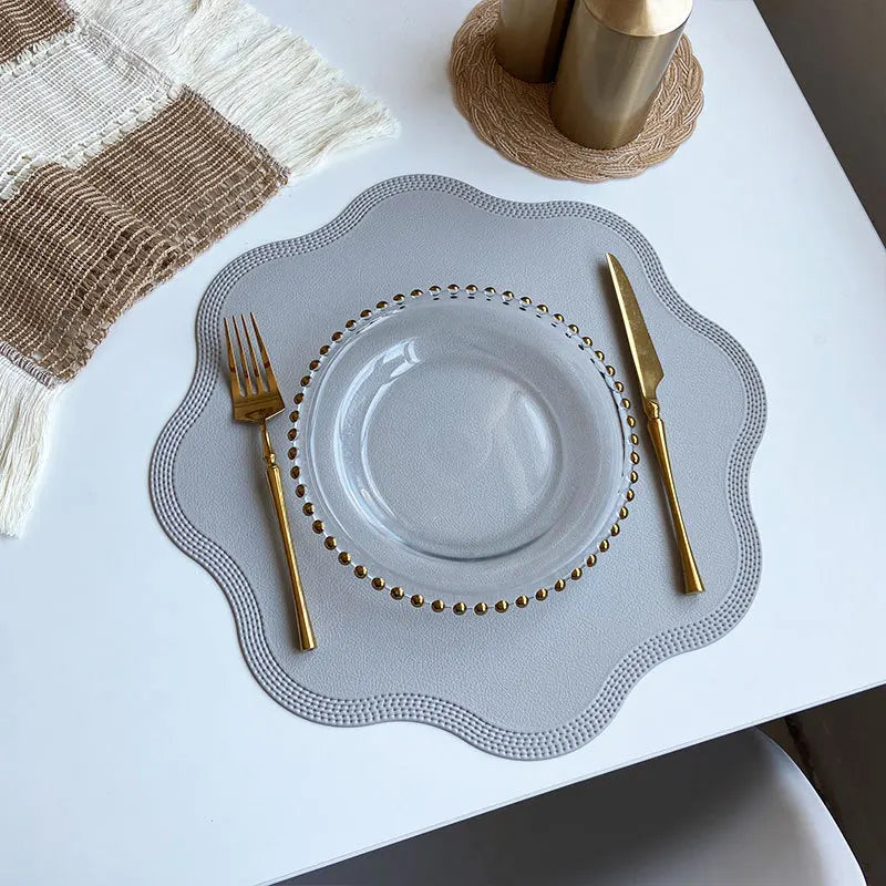Flower-Shaped Round Placemats – Elegant Dining Set